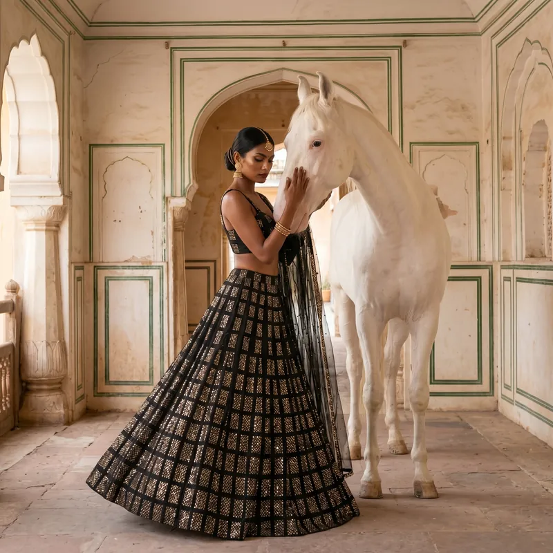 Kuro Luxury Brand campaign